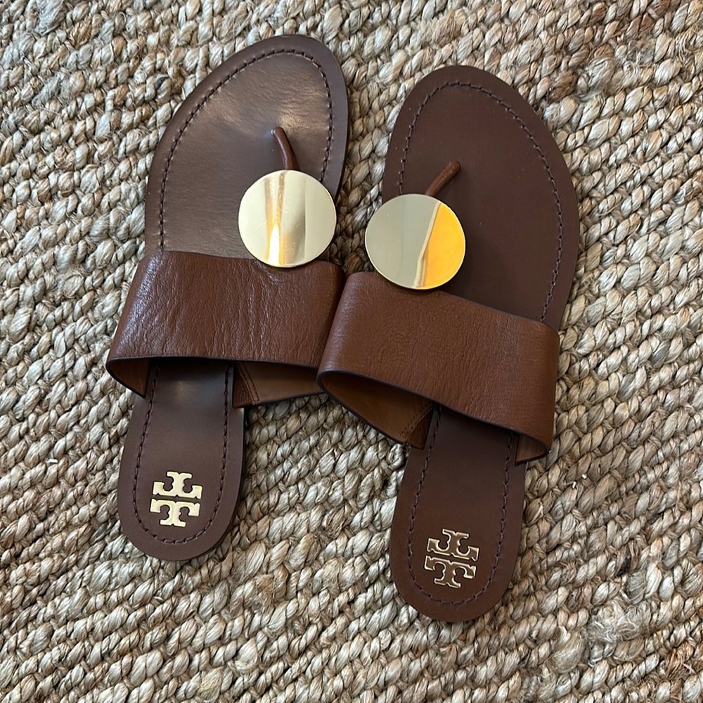Tory Burch Brown Leather Gold Circle Front T Strap Thong Sandal US 9.5 M